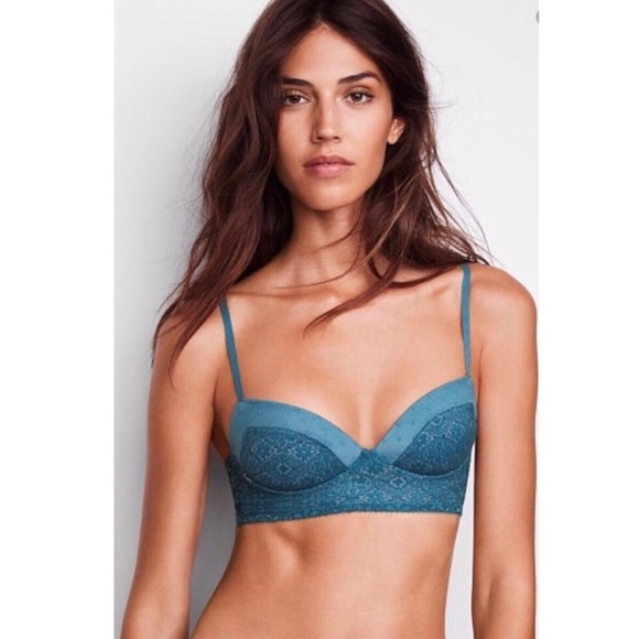 Victoria's Secret Other - NWOT Victoria Secret Push Up bra